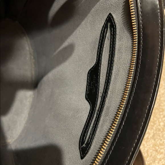 Louis Vuitton Vintage Black Purse - Picture 7 of 14